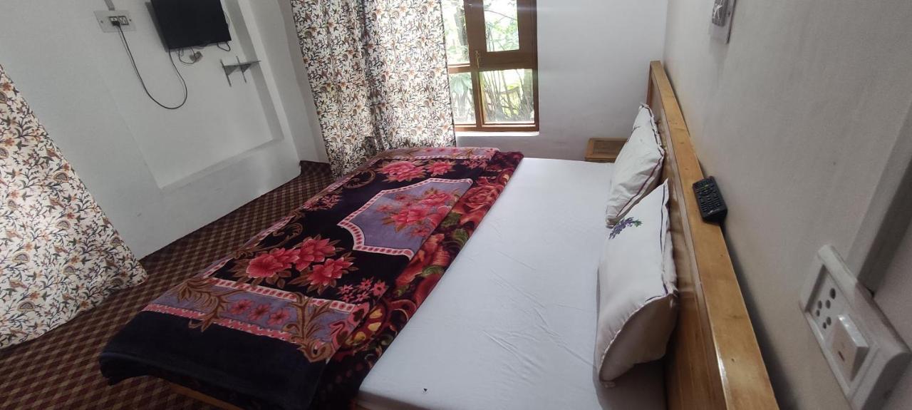 Jahangir Cottage Pahalgam Pahalgām Exterior foto